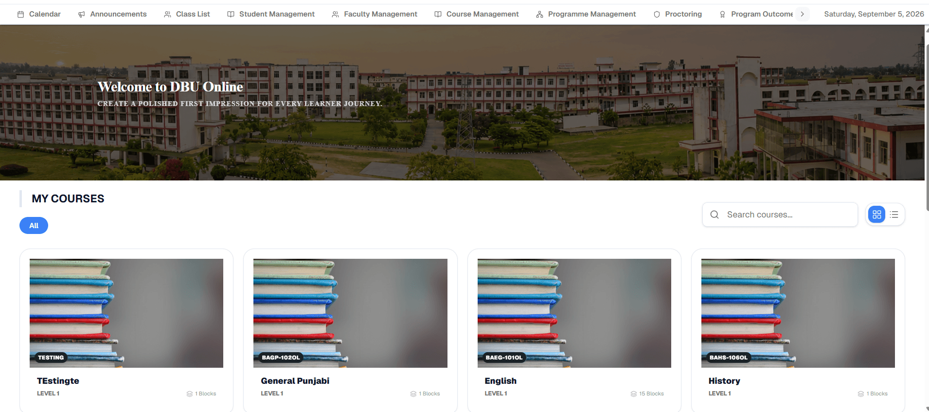 Knowledge Setu home screen showing enrolled courses on a university campus banner